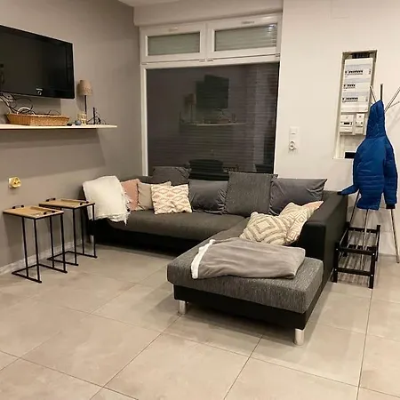 Maison Avec Terrasse + Acces *